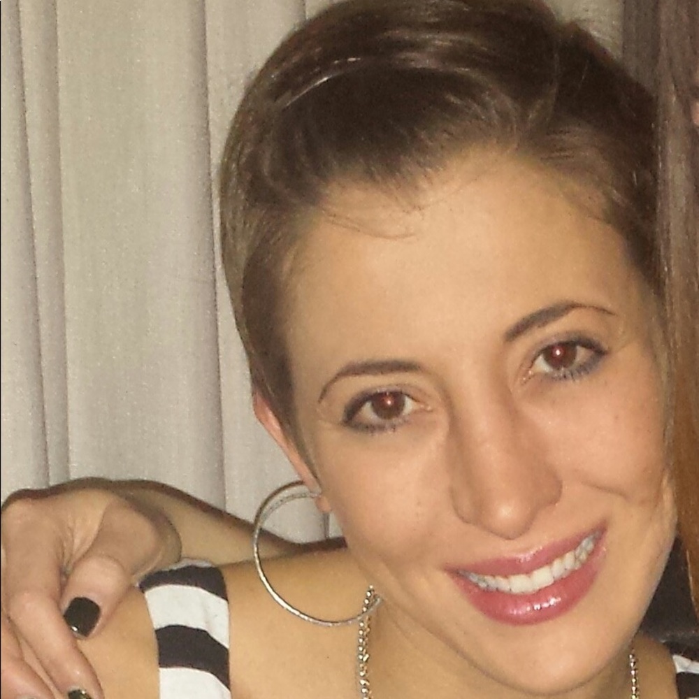 Meet your Posher, Tina